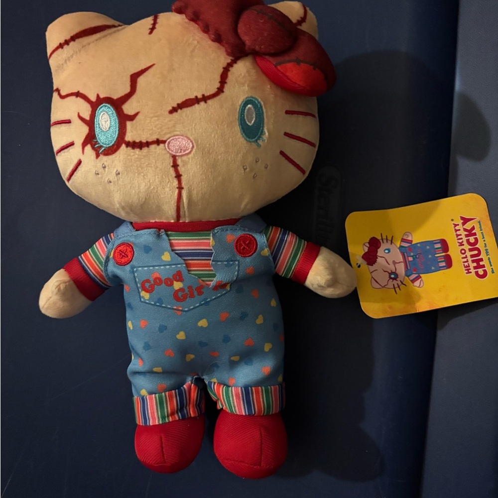 Universal Studios Halloween Horror Nights 2023 Hello Kitty as Chucky Plush
